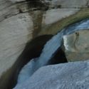  Cadono nel canyon ,  marito e moglie muoiono durante una gita