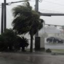  L’uragano Harvey si abbatte sulla costa del Texas e porta con se devastazione e feriti