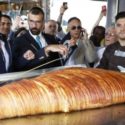  A Napoli cerimonia per la sfogliatella più grande del mondo