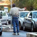  Napoli: controlli del Comune per contrastare i parcheggiatori abusivi