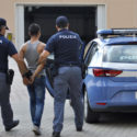  Salerno: la Polizia arresta un pregiudicato in possesso di eroina e munizioni