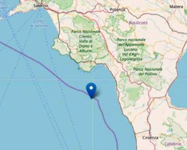 Forte scossa di terremoto stamattina nel cosentino, avvertita anche in Campania e Basilicata. Tanta paura e gente in strada.