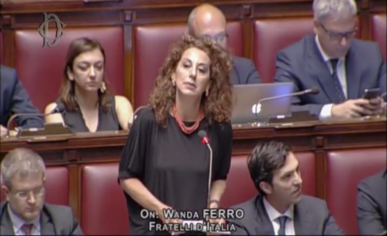 Wanda Ferro, deputata di FdI, chiede controlli ai confini della Calabria per evitare ulteriori arrivi di persone