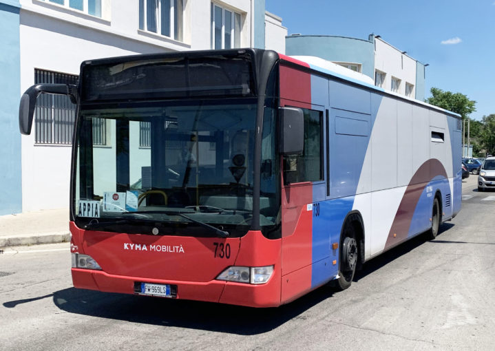 Taranto: da oggi potranno salire più passeggeri sugli autobus