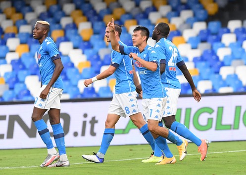 Napoli-Genoa 6-0: Doppietta di Lozano, gol di Zielinski, Mertens, Elmas e Politano