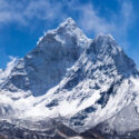  Cina e Nepal mettono fine al disaccordo sull’altezza dell’Everest: è 8.848,86 metri