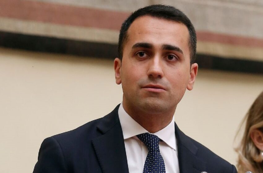  Spy-story Italia-Russia, Di Maio: espulsi i due funzionari russi