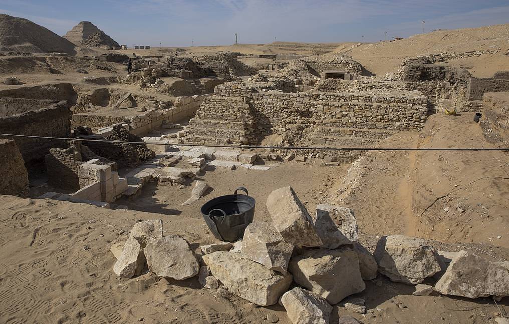 Città di 3400 anni perduta nel deserto scoperta a Luxor in Egitto