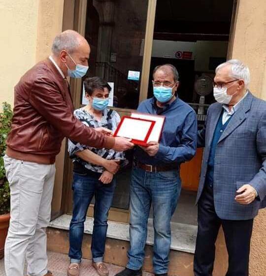  Tiriolo: le Associazioni Consolidal e Teura premiano il panificio Verre per i 90 anni di attività