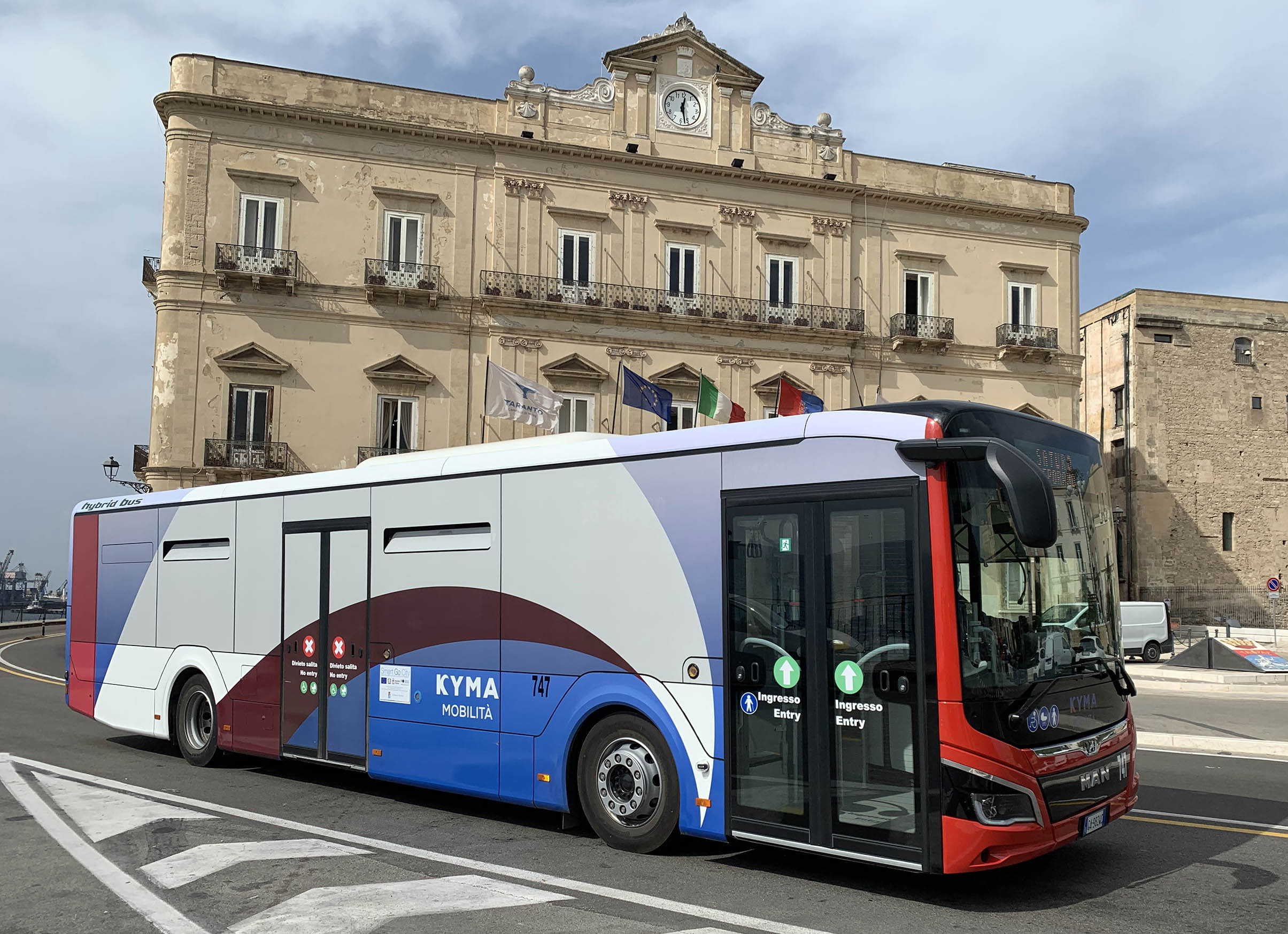Taranto:variazioni degli orari degli autobus a San Silvestro e Capodanno